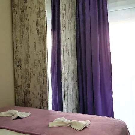D&b 2 Apartment *